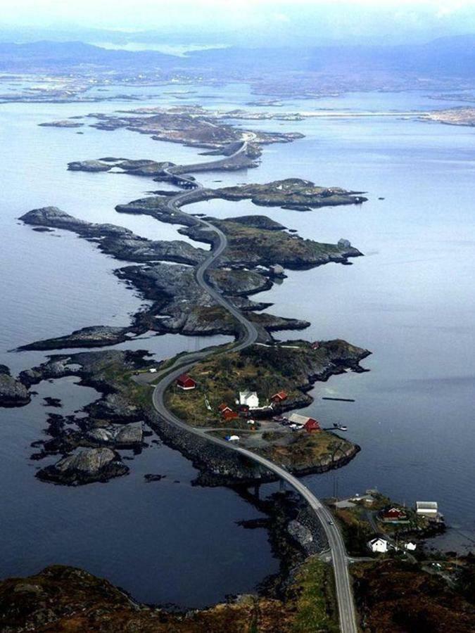 Ola Bua Near The Atlantic Road Lägenhet Lyngstad Exteriör bild